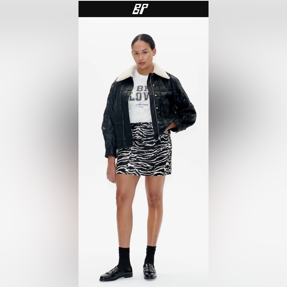 NWT Baum und Pferdgarten Women's Black Leather Jacket with Cream faux fur Collar